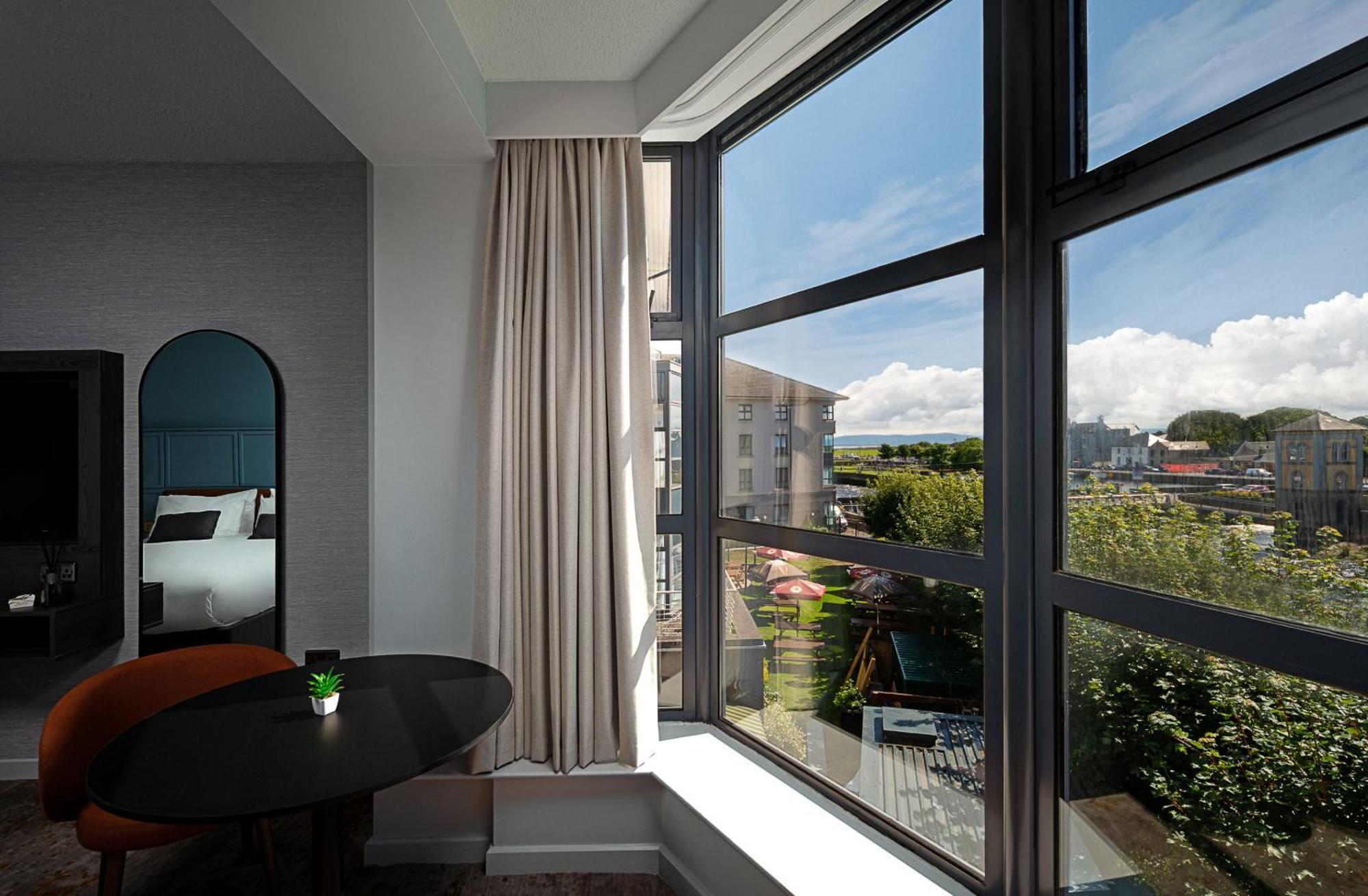 Leonardo Hotel Galway Buitenkant foto