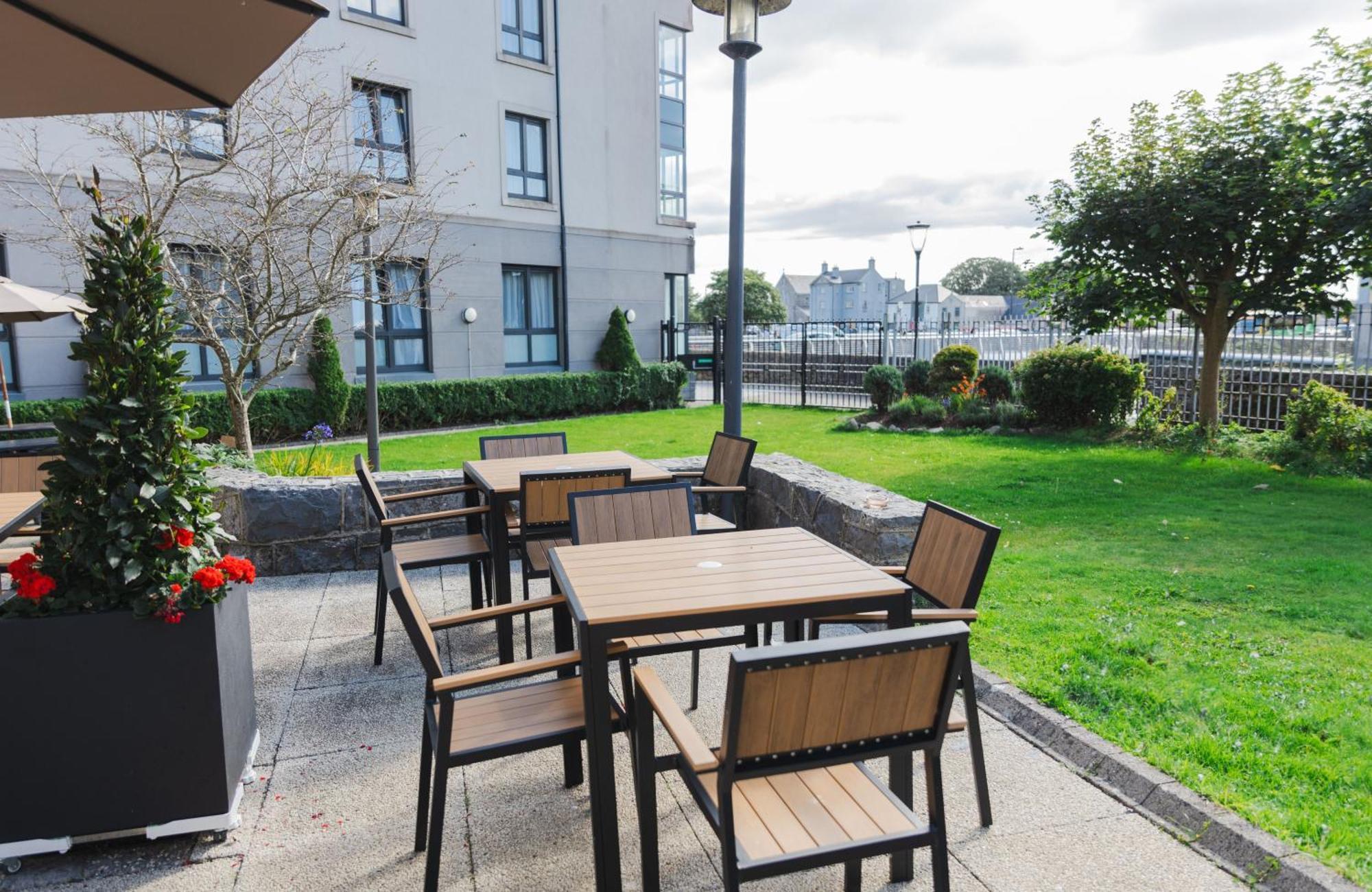 Leonardo Hotel Galway Buitenkant foto